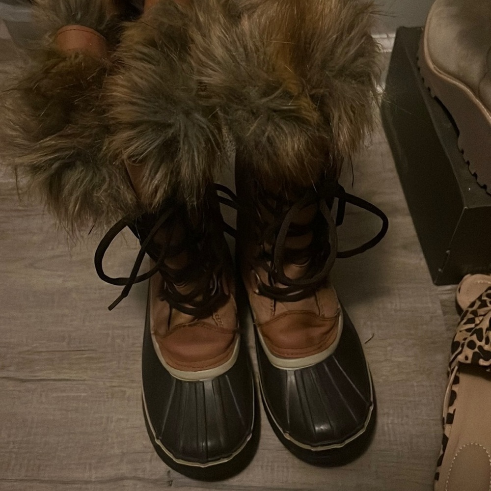 Womens winter boots